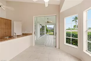 2165 Paget Cir, Naples, FL 34112 - Photo 16