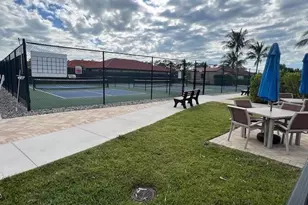 1367 E Artesia Dr, Naples, FL 34113 - Photo 28