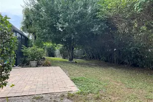 385 Ashbury Way, Naples, FL 34110 - Photo 12