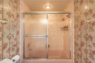 2353 Abbey Ct, Naples, FL 34112 - Photo 28