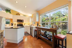 3755 Fieldstone Blvd, Naples, FL 34109 - Photo 8