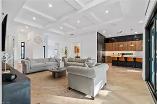 27287 Tennessee St, Bonita Springs, FL 34135 - Photo 14