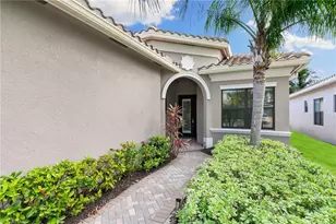 4409 Aurora St, Naples, FL 34119 - Photo 2