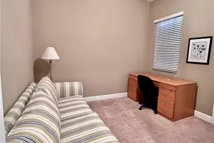 190 Shadroe Cove Cir, Cape Coral, FL 33991 - Photo 10