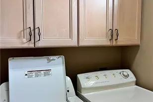 190 Shadroe Cove Cir, Cape Coral, FL 33991 - Photo 14