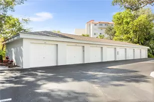 290 Naples Cove Dr, Naples, FL 34110 - Photo 26