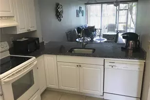 1085 Forest Lakes Dr, Naples, FL 34105 - Photo 24