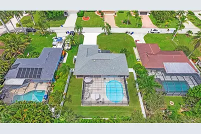 3705 Tomlinson St, Bonita Springs, FL 34134 - Photo 10