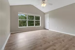 815 Hampton Cir, Naples, FL 34105 - Photo 20