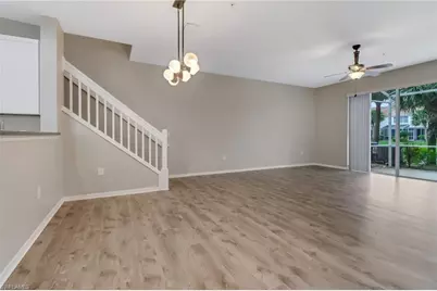 815 Hampton Cir #143, Naples, FL 34105 - Photo 10