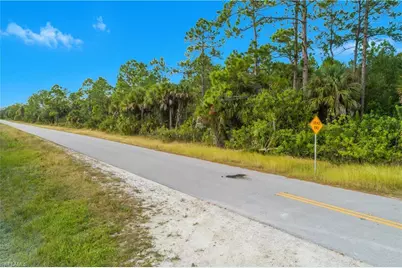 1551 12th Ave NE, Naples, FL 34120 - Photo 12