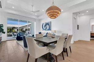 201 8th St S, Naples, FL 34102 - Photo 6