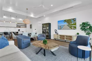 201 8th St S, Naples, FL 34102 - Photo 2