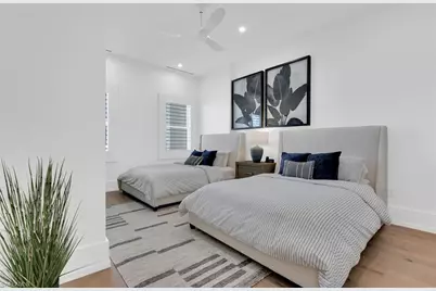 201 8th St S #310, Naples, FL 34102 - Photo 20