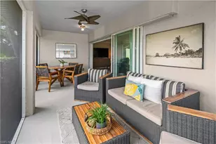 260 Lanchester Ct, Naples, FL 34112 - Photo 10