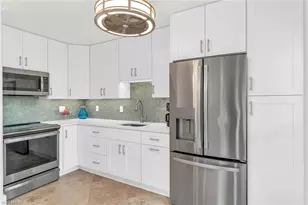 1215 Edington Pl, Marco Island, FL 34145 - Photo 6