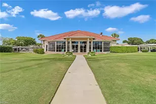 41 High Point Cir S, Naples, FL 34103 - Photo 2