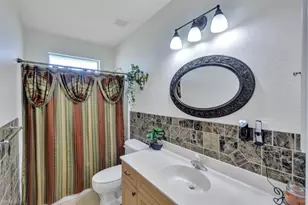 2001 NE 15th Ave, Cape Coral, FL 33909 - Photo 14