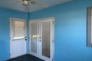 818 SW 8th Ct, Cape Coral, FL 33991 - Photo 6