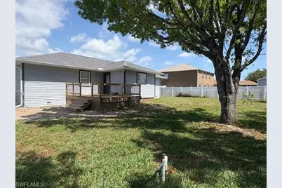 818 SW 8th Ct, Cape Coral, FL 33991 - Photo 34