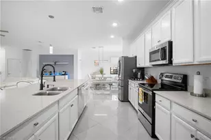 11879 Arboretum Run Dr, Fort Myers, FL 33913 - Photo 12