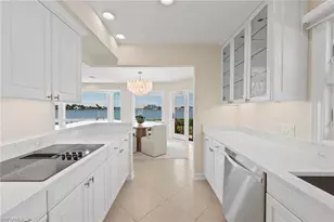 1301 Chesapeake Ave, Naples, FL 34102 - Photo 8