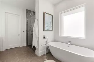 469 Germain Ave, Naples, FL 34108 - Photo 18