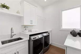 469 Germain Ave, Naples, FL 34108 - Photo 38