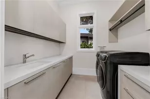 3190 Crayton Rd, Naples, FL 34103 - Photo 32
