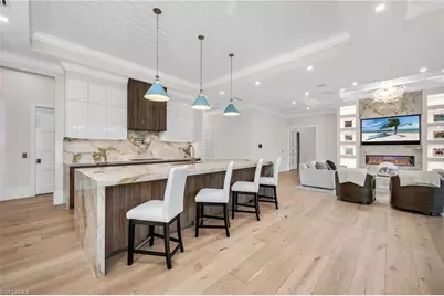 3190 Crayton Rd, Naples, FL 34103 - Photo 14