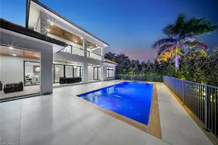 3190 Crayton Rd, Naples, FL 34103 - Photo 36