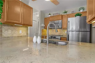 5266 Cedarbend Dr, Fort Myers, FL 33919 - Photo 10