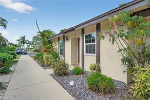 1009 Pine Isle Ln S, Naples, FL 34112 - Photo 1