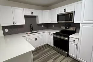 5317 Dixie Dr, Naples, FL 34113 - Photo 8