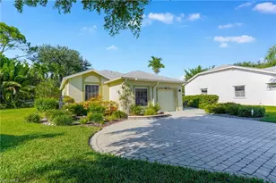 9225 Coachhouse Ln, Estero, FL 33928 - Photo 6