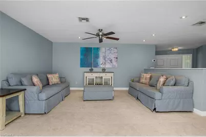 330 Country Club Dr, Naples, FL 34110 - Photo 6