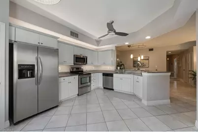 410 Bayfront Pl #2403, Naples, FL 34102 - Photo 4