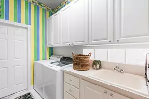 3812 Valentia Way, Naples, FL 34119 - Photo 26