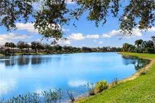 3812 Valentia Way, Naples, FL 34119 - Photo 4