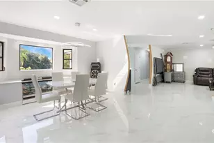 410 11th St NW, Naples, FL 34120 - Photo 8