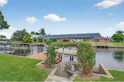 1215 SE 21st St, Cape Coral, FL 33990 - Photo 4