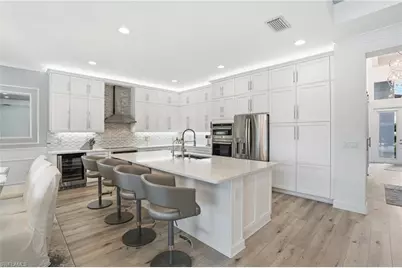 12030 Azalea Way, Naples, FL 34120 - Photo 2