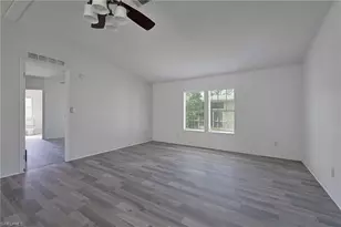 276 Grosbeak Ln, Naples, FL 34114 - Photo 6