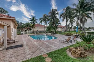 8290 Ibis Club Ln, Naples, FL 34104 - Photo 28