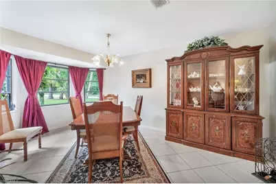 761 Pine Vale Dr, Naples, FL 34104 - Photo 8