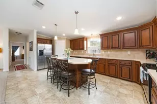 27268 Bourbonniere Dr, Bonita Springs, FL 34135 - Photo 6