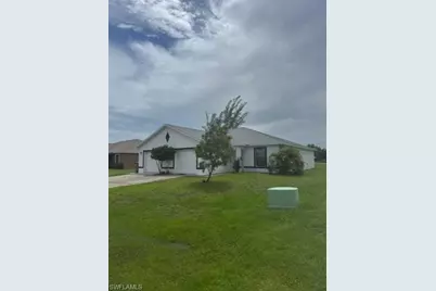 1912 SW 15th Pl, Cape Coral, FL 33991 - Photo 1