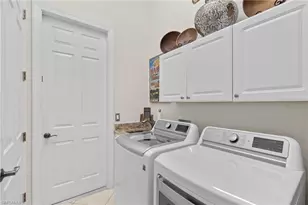 2874 Lone Pine Ln, Naples, FL 34119 - Photo 34