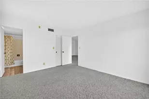 200 Pebble Beach Blvd, Naples, FL 34113 - Photo 10