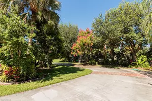 740 31st St SW, Naples, FL 34117 - Photo 6